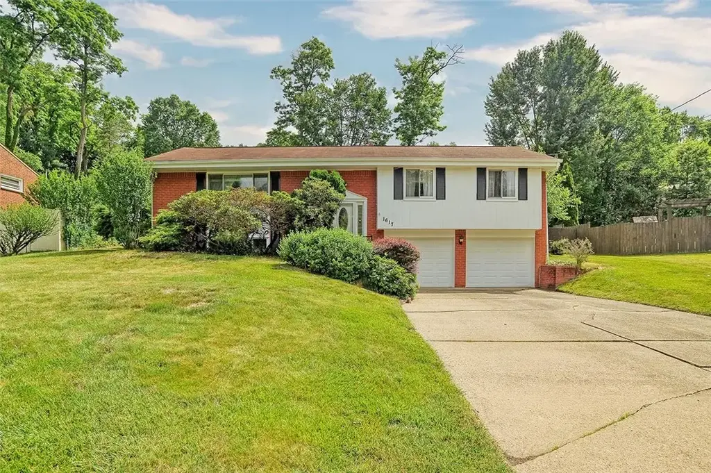 1617 Old Beulah Road, Churchill Boro