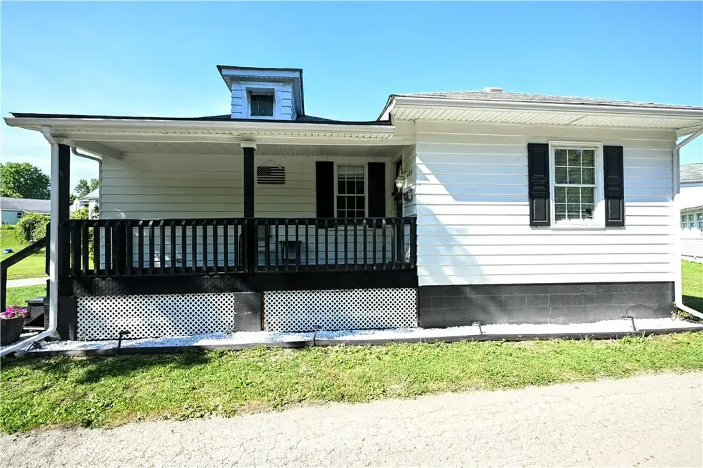 620 Eleanor Avenue , Scottdale