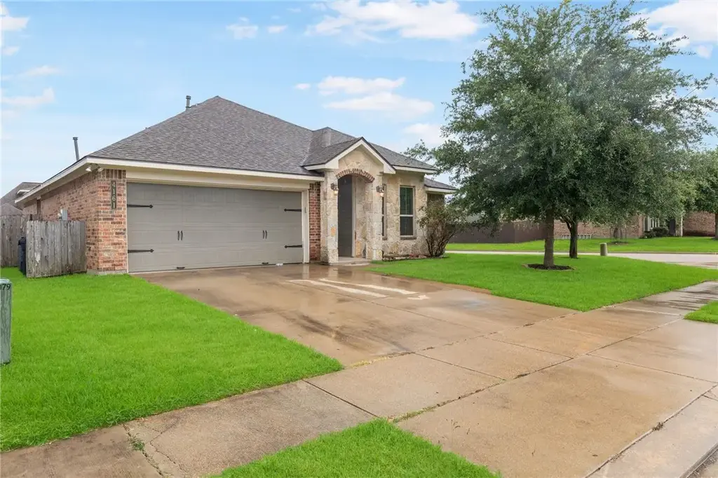 4161 Shallow Creek Loop, College Station