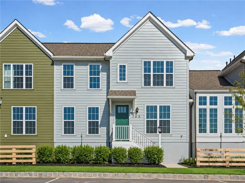 705 Bower Street, Cranberry