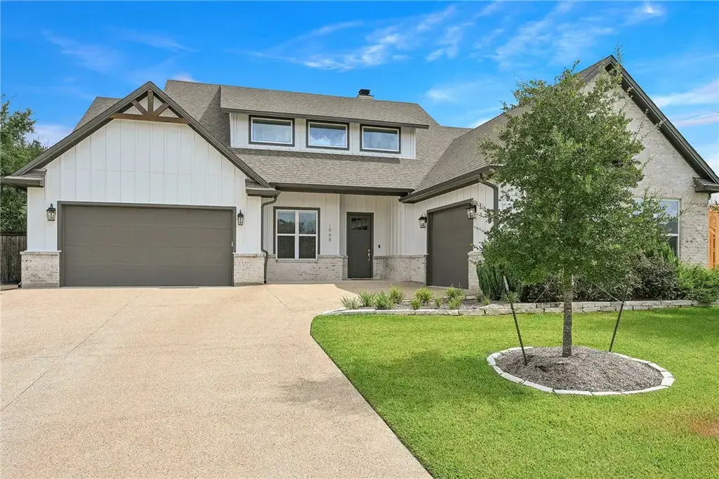1968 Arcadia Bluffs Drive, College Station