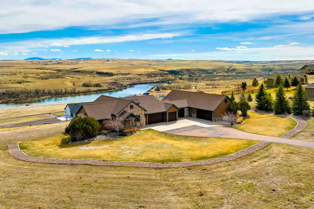 82 Bend View Lane, Great Falls
