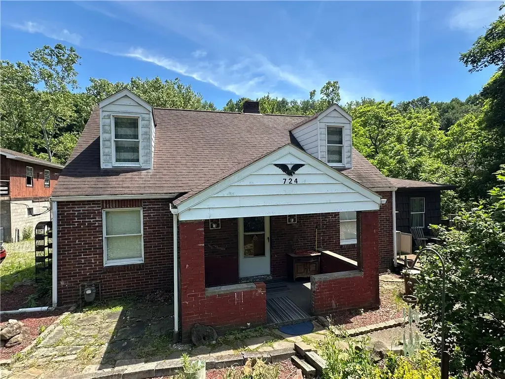 724 Long Run Road, McKeesport