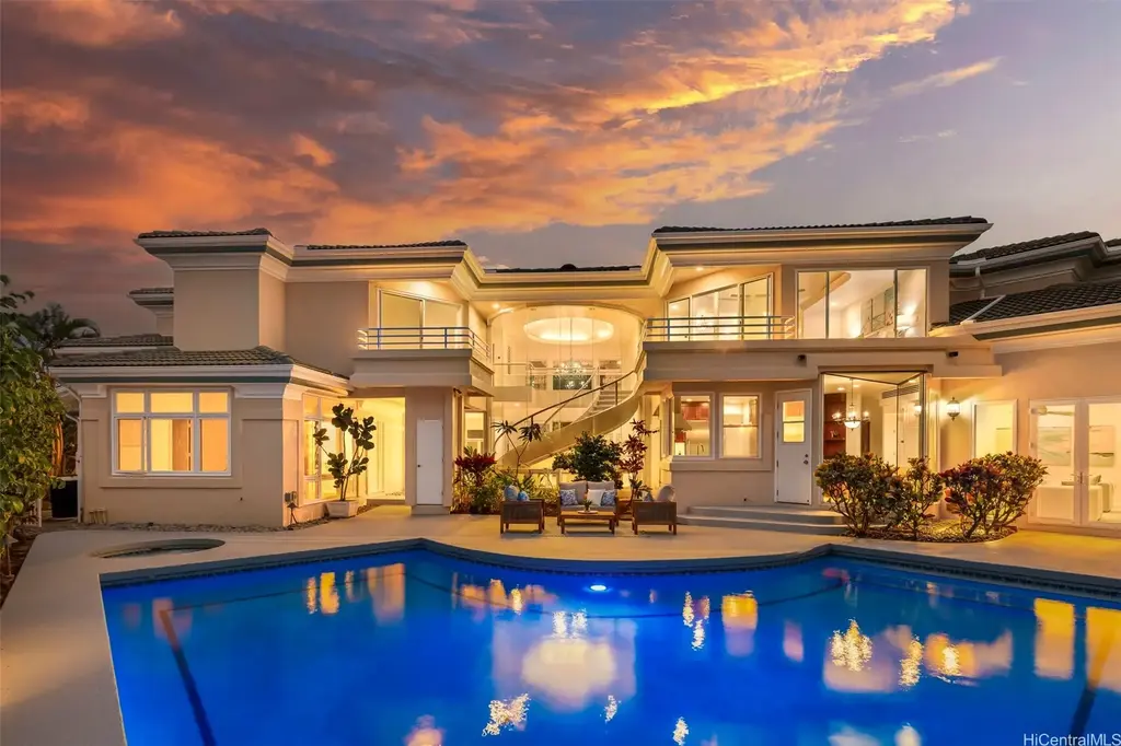 4528 Kolohala Street, Honolulu