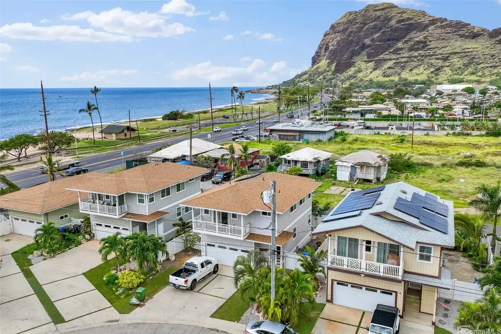87-1720 Farrington Highway # 4, Waianae