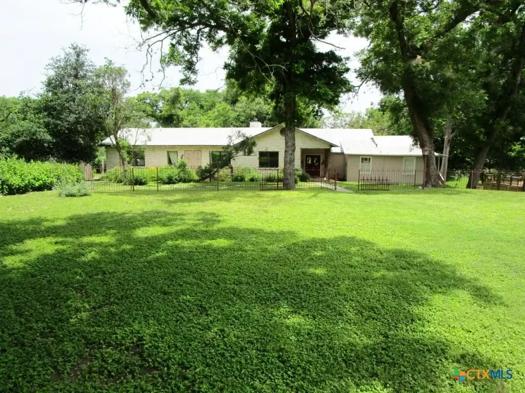 246 E Lincoln Street, New Braunfels