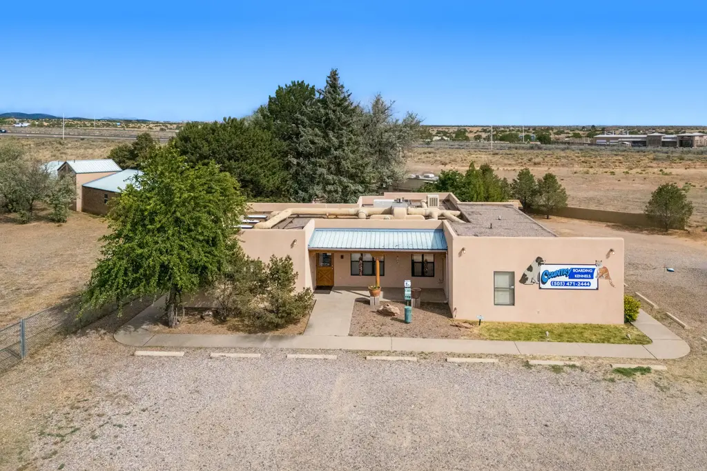 27712 W I-25 Frontage Road, Santa Fe