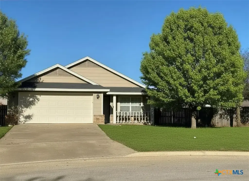 908 Independence Court, Temple