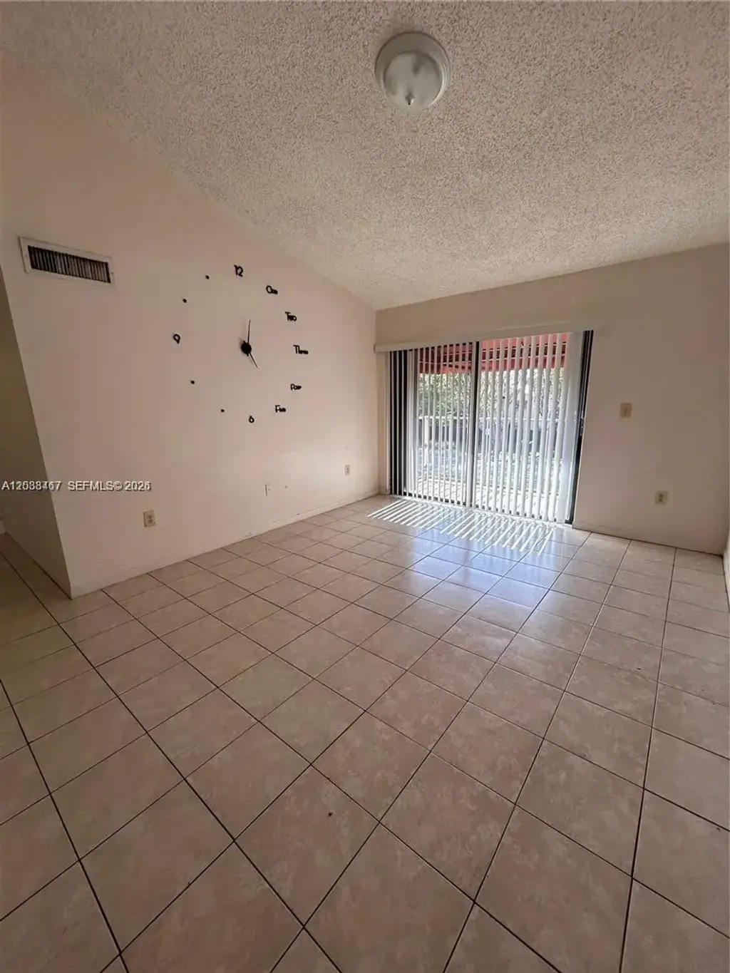 15630 Sw 80th St I-305, Miami