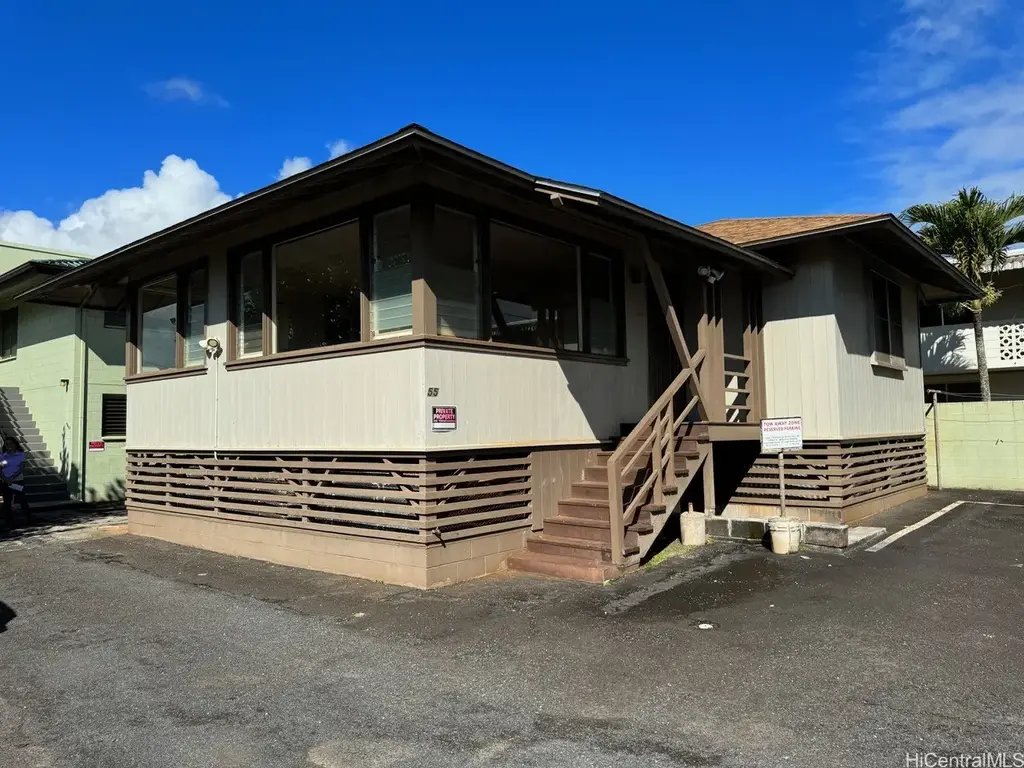 55 Mango Street, Wahiawa