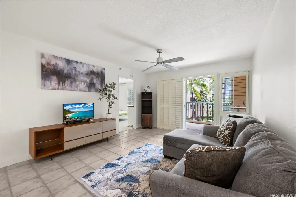 (unit #306) 3054 Ala Poha Place, Honolulu