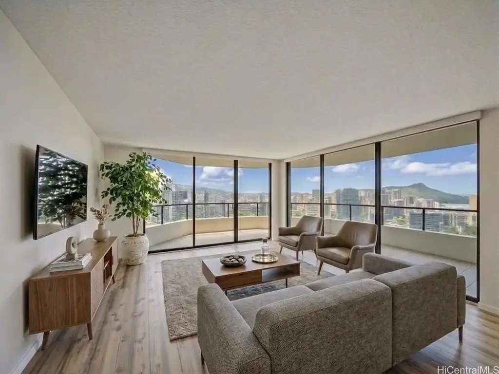 (unit #40d) 1910 Ala Moana Boulevard, Honolulu