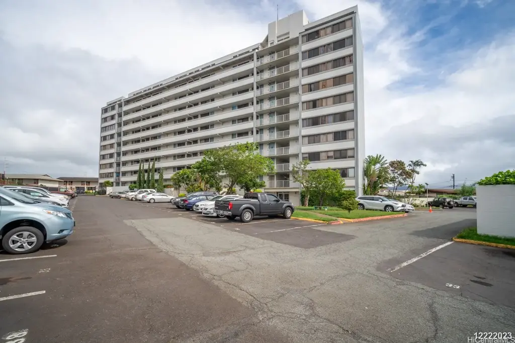 99-015 Kalaloa Street # 204, Aiea