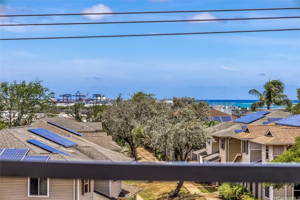 1015 Ala Napunani Street # 402, Honolulu