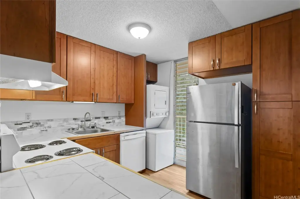 (unit #b804) 95-257 Waikalani Drive, Mililani