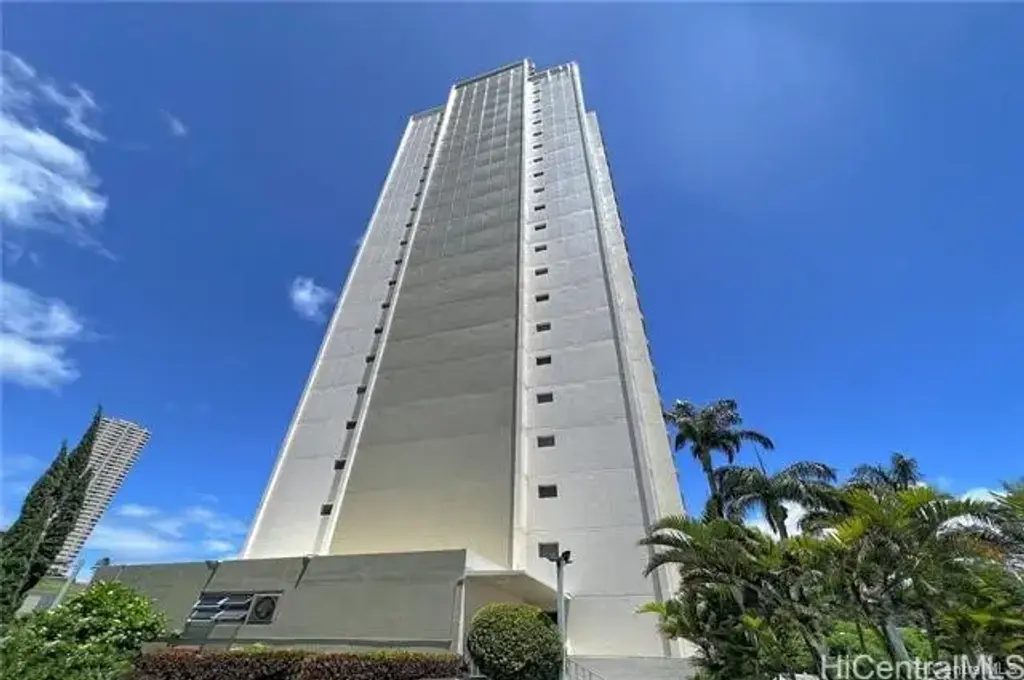 98-1038 Moanalua Road # 2204, Aiea
