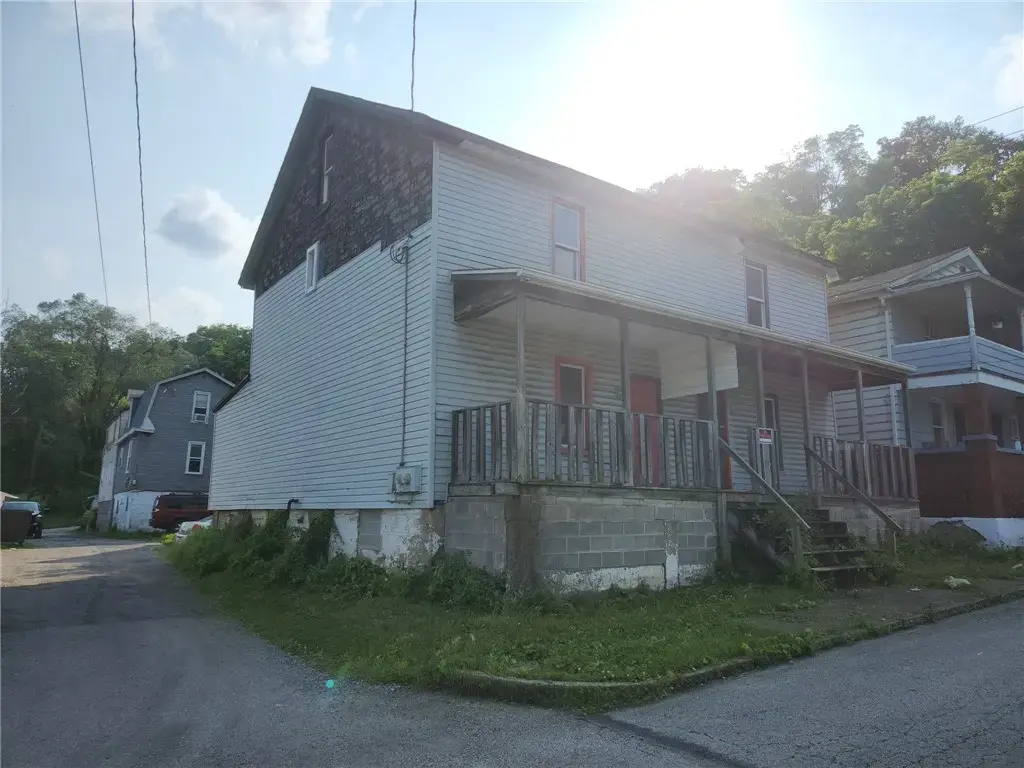 54 Elm Street , Harrison