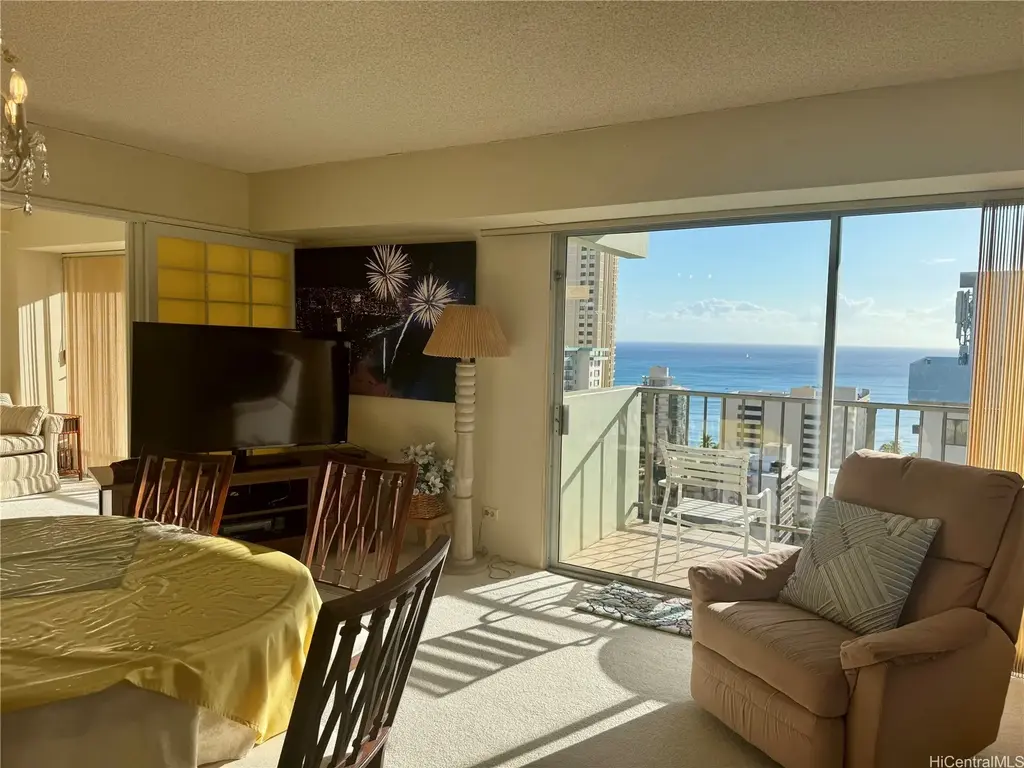 2440 Kuhio Avenue # 2106, Honolulu