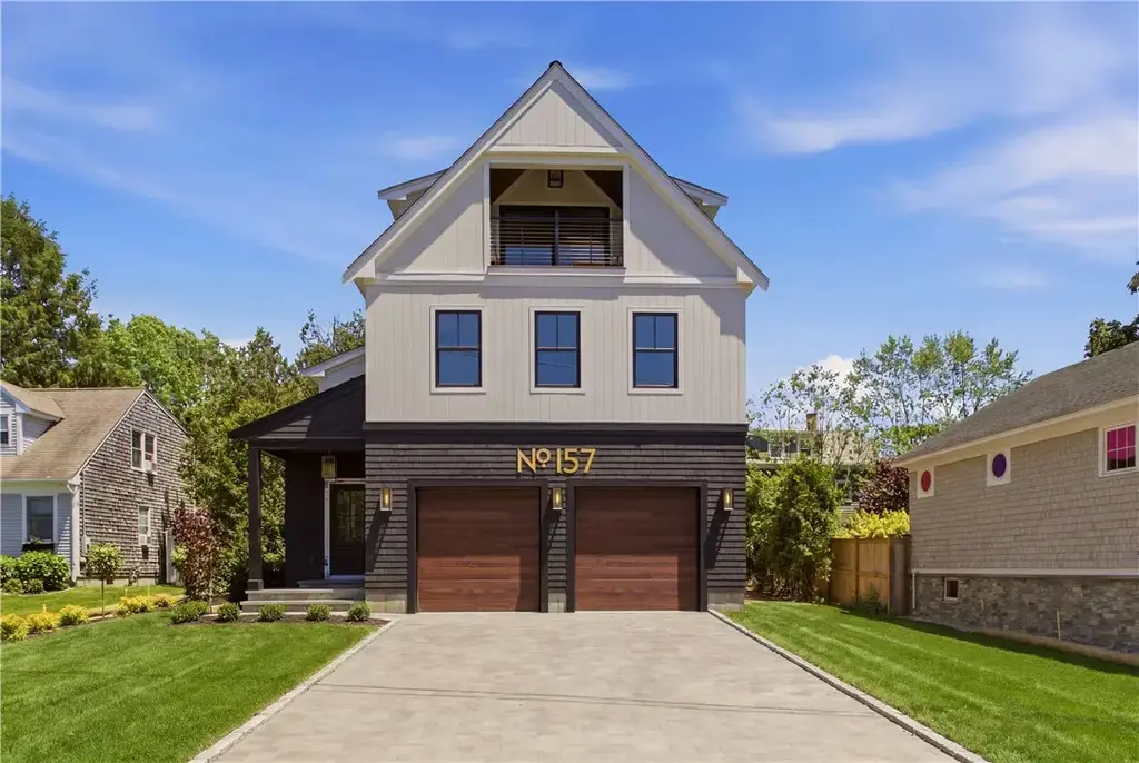 157 Ellery Ave, Middletown