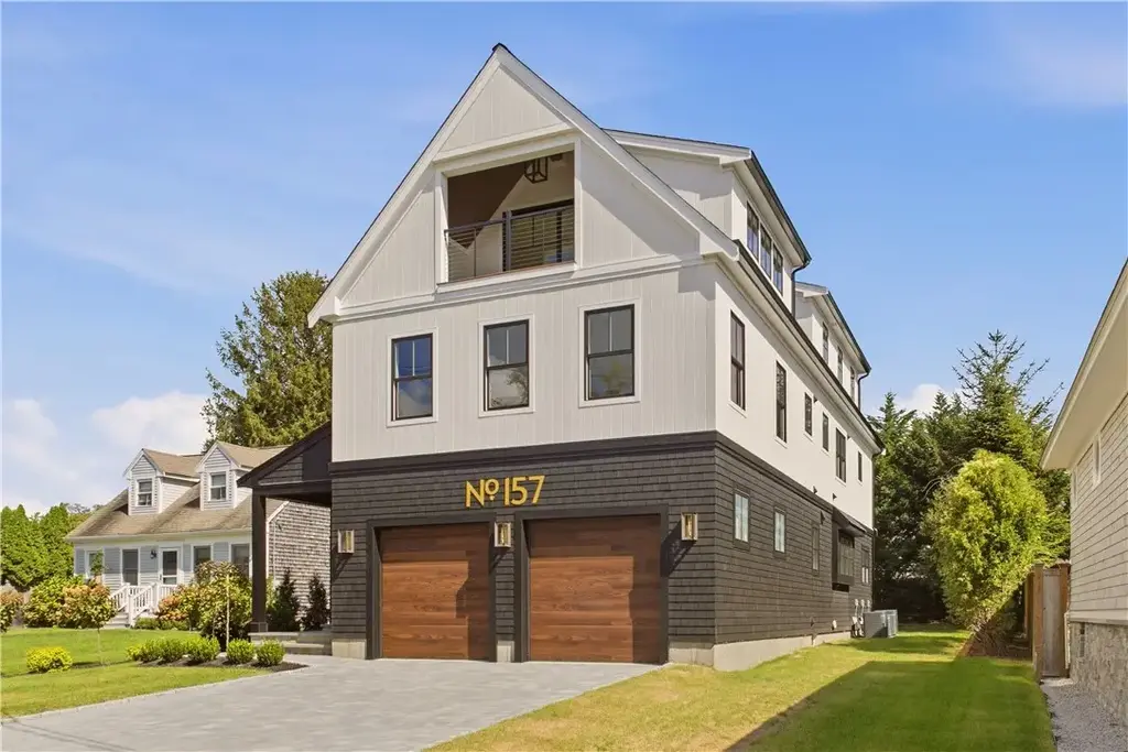 157 Ellery Ave, Middletown