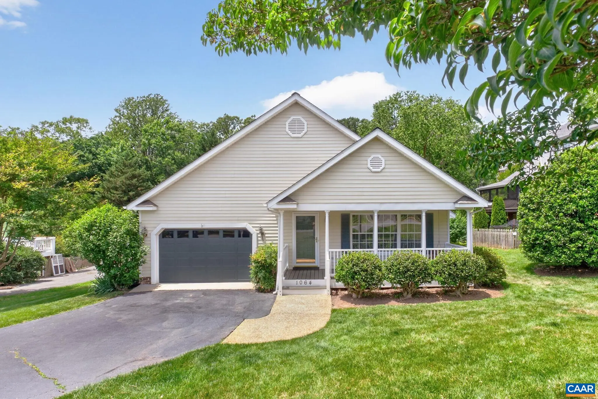 1064 Wintergreen Ln, Charlottesville