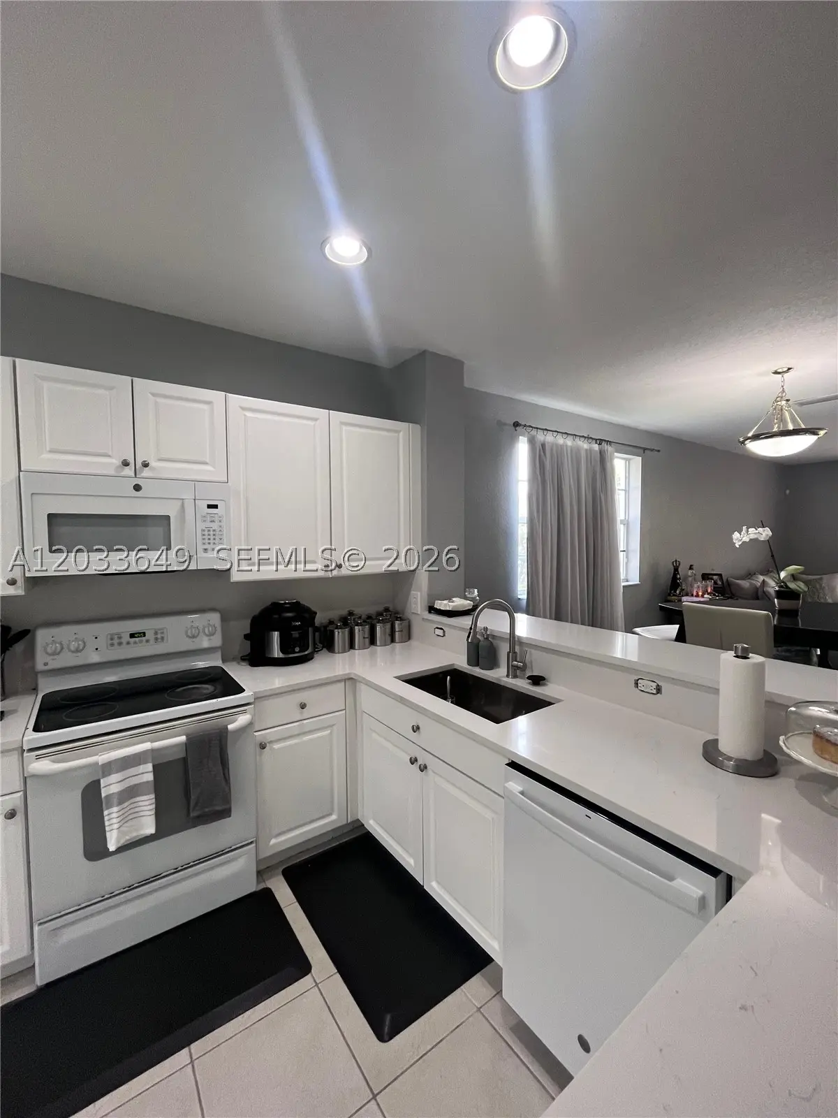 3 of 33 - 681 Nw 42nd Avenue, Plantation, FL