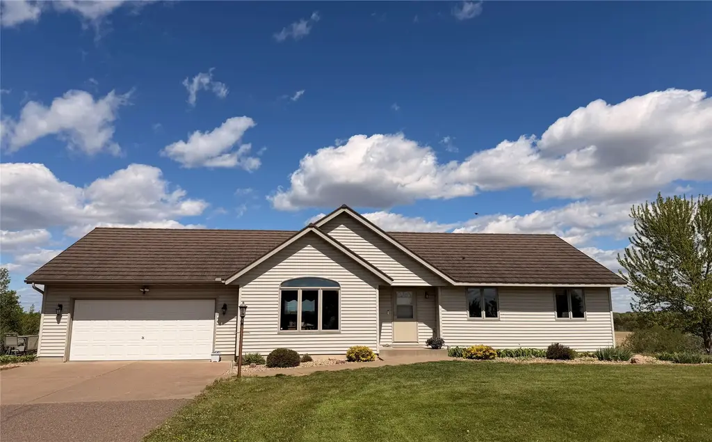16415 50th Avenue, Chippewa Falls