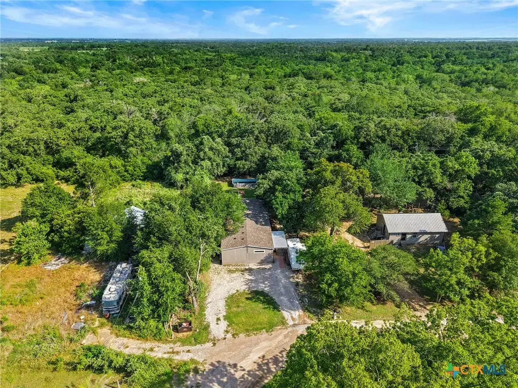 592 Oaklawn Drive, Rockdale
