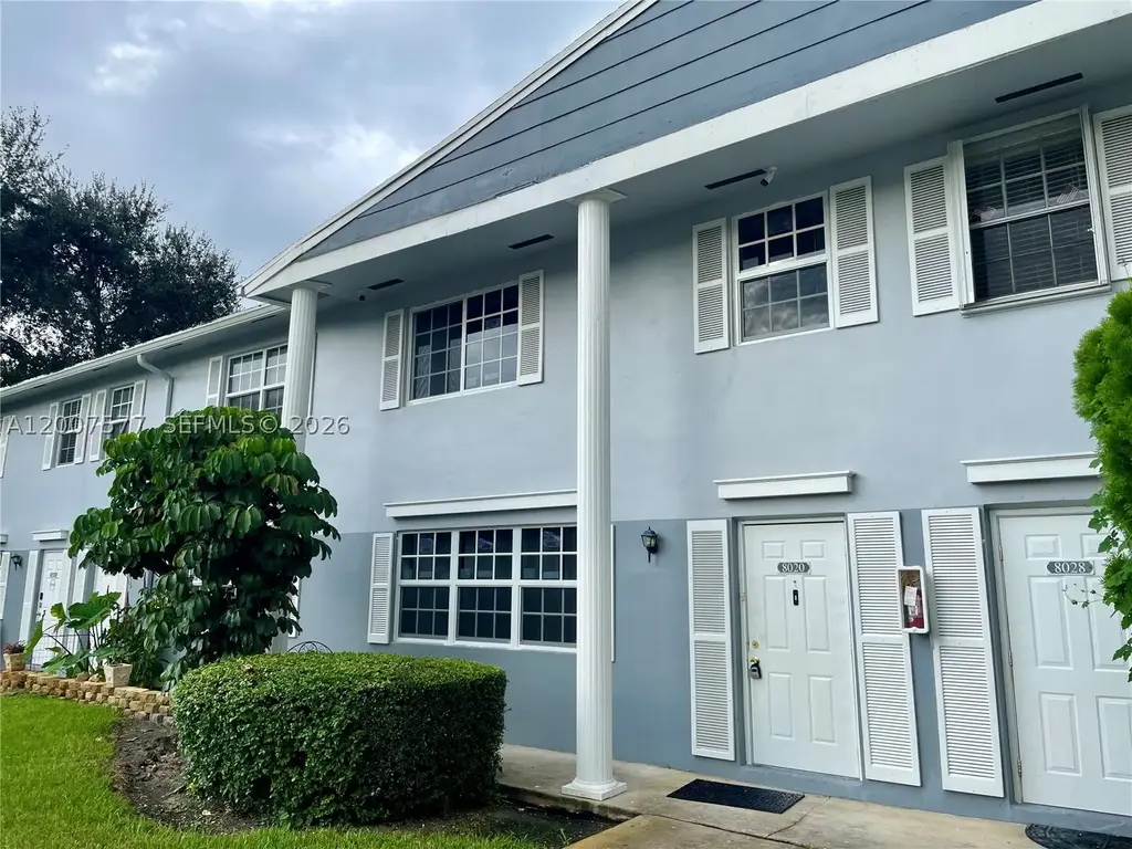 8020 Sw 17th Pl 3-5, Davie