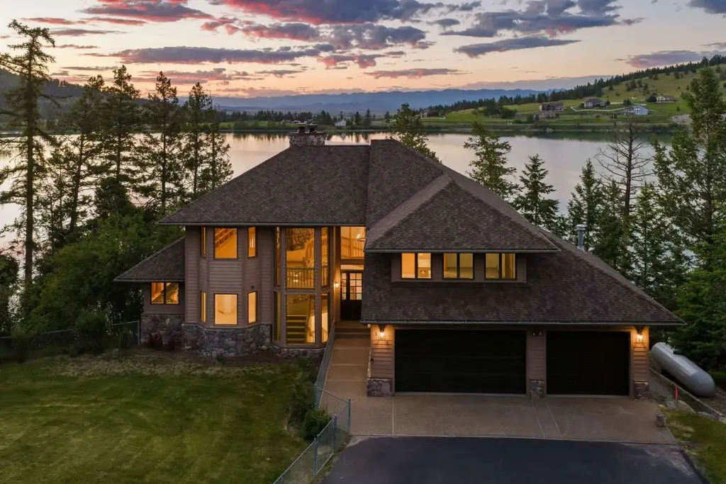 606 S Foys Lake Drive, Kalispell