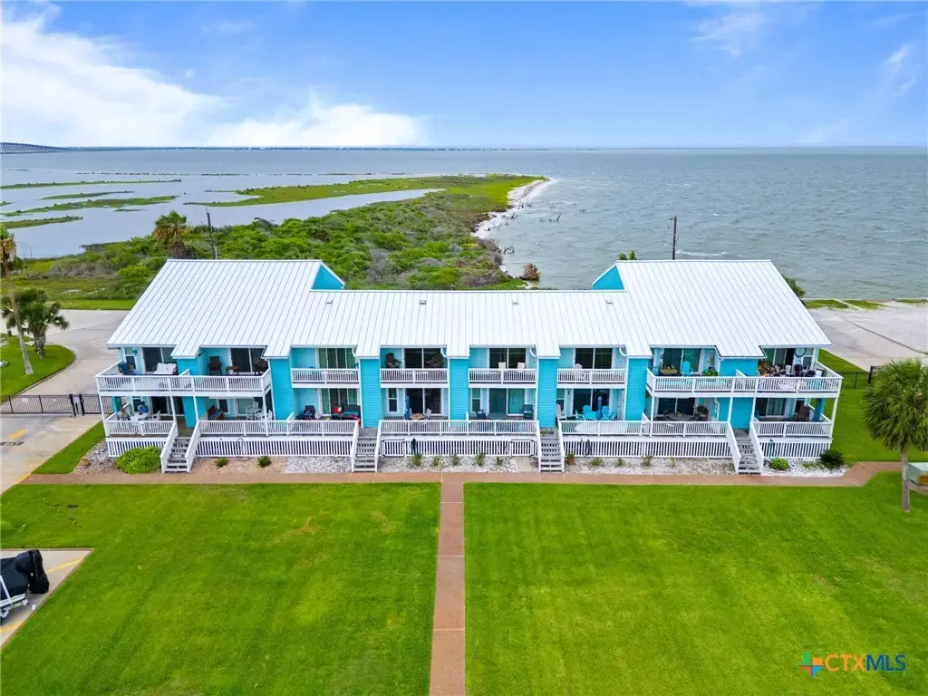 2292 N Fulton Beach Road 704, Rockport