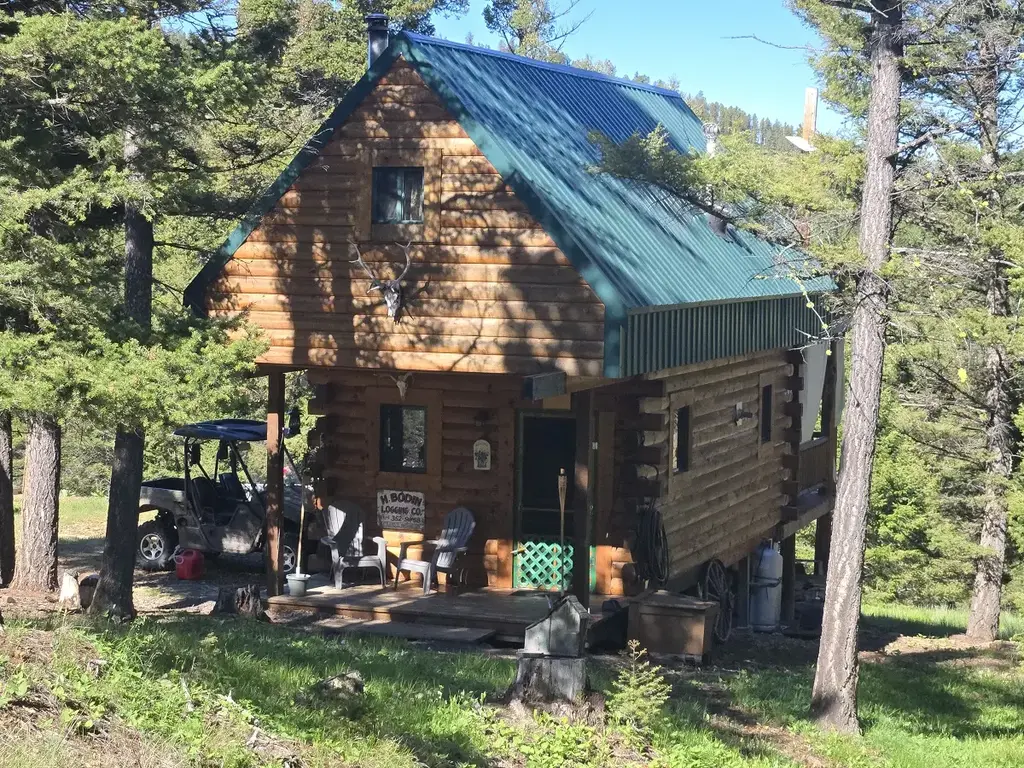 13689 Hoover Creek Road, Helmville