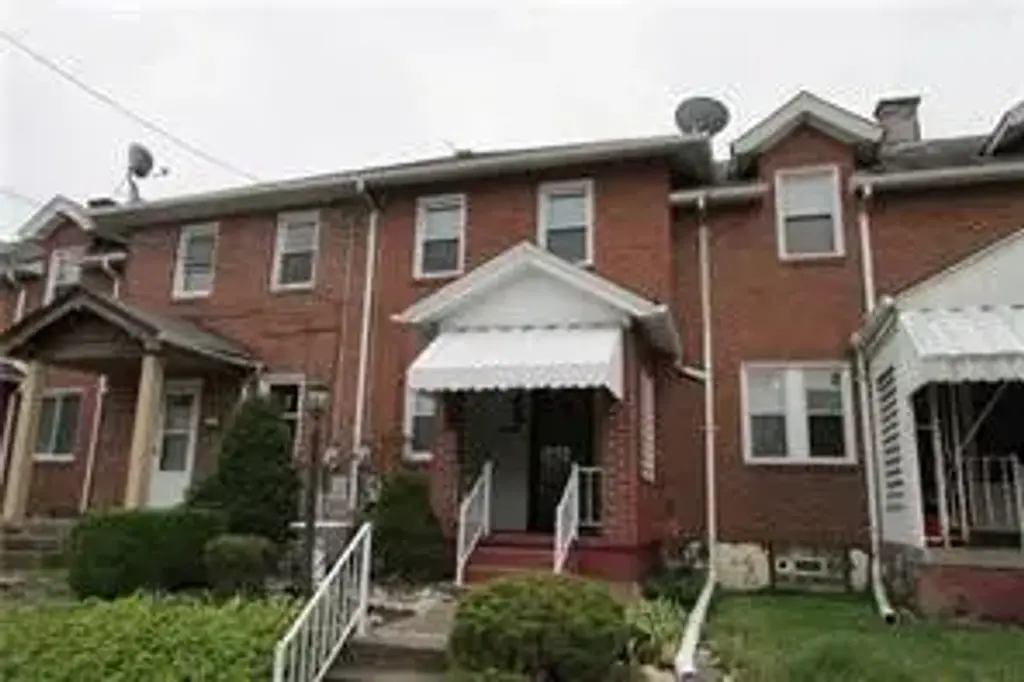 286 Ohio Avenue , Clairton