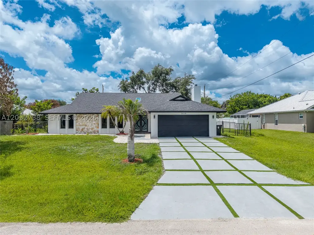 3438 Se Hart Cir, Port St Lucie
