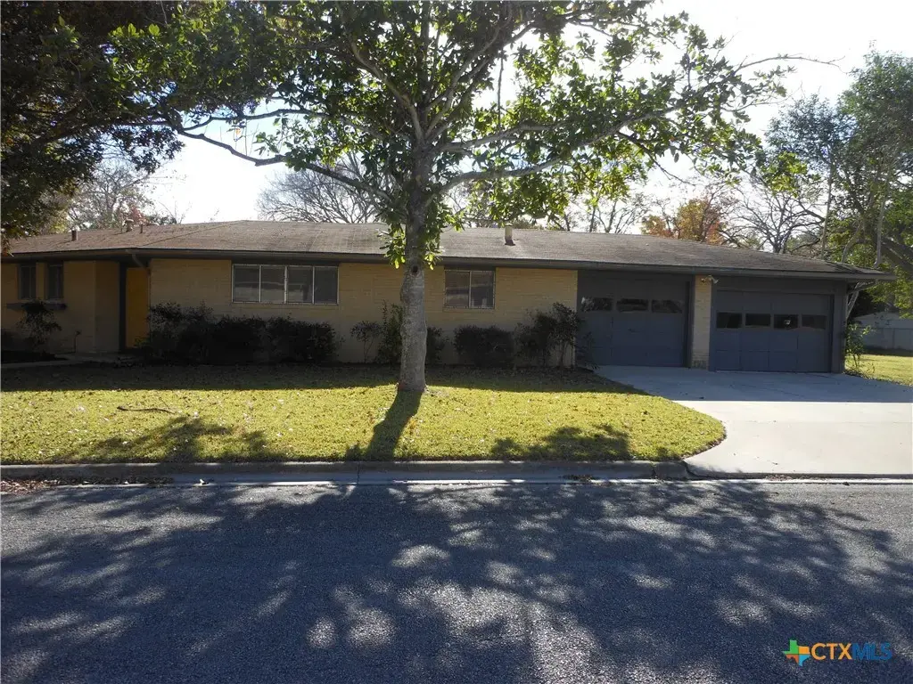 1441 Robin Lane, Seguin
