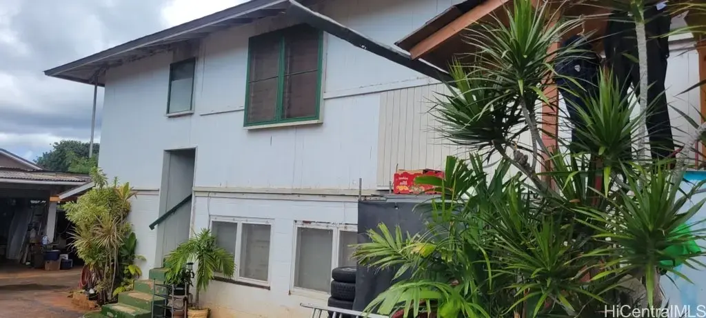 1524 Meyers Street, Honolulu