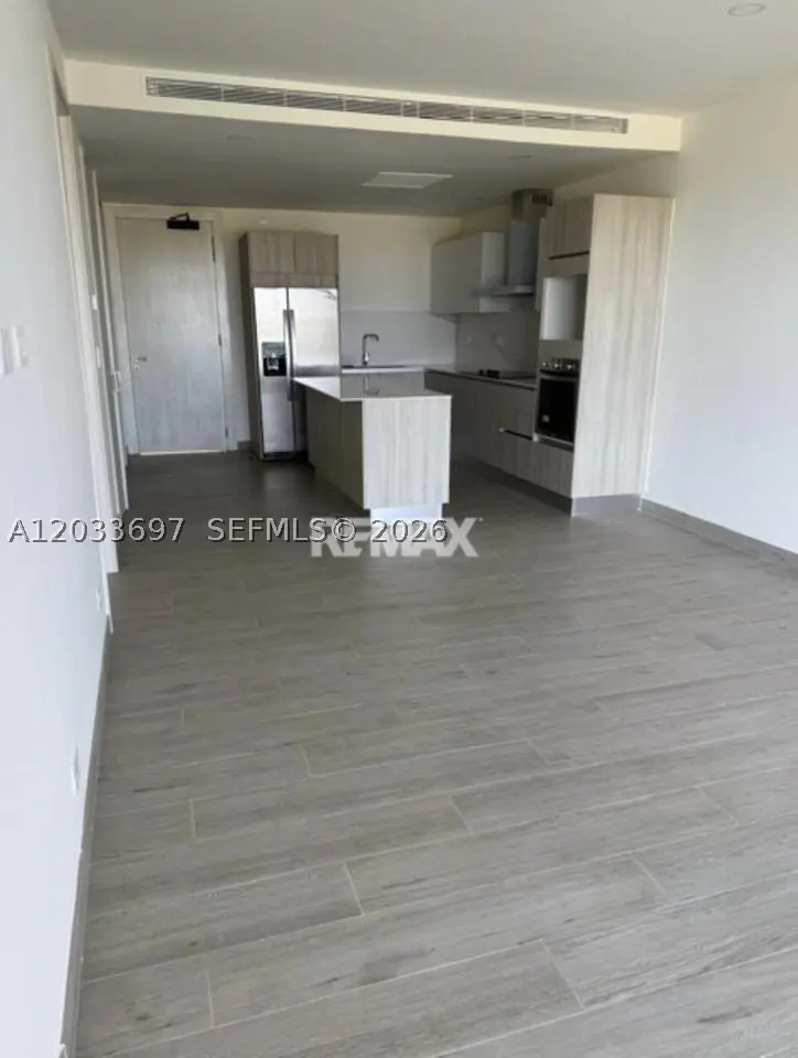 3 of 7 - 605 Vermon #605, , FL