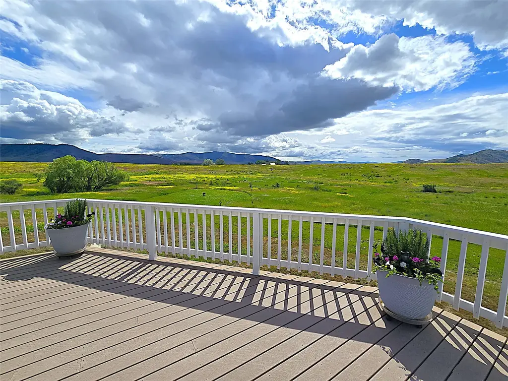 33 Garcon Gulch Road, Hot Springs