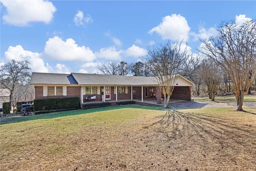 11414 Mundo Road, 
