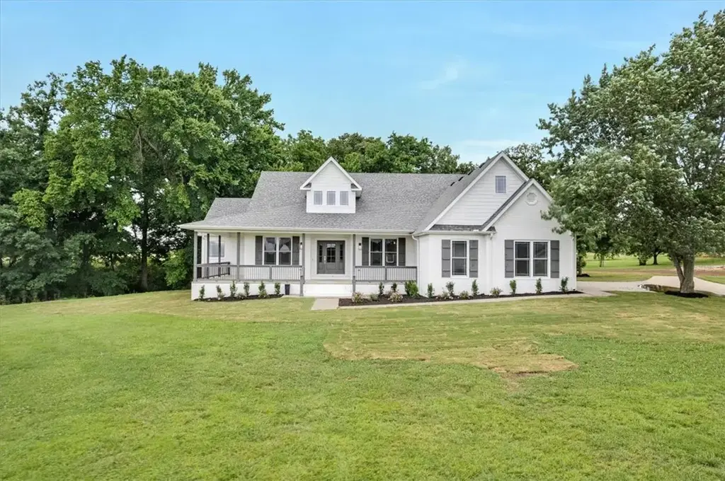 408 Musteen (1.32 Acres) Road, Springdale