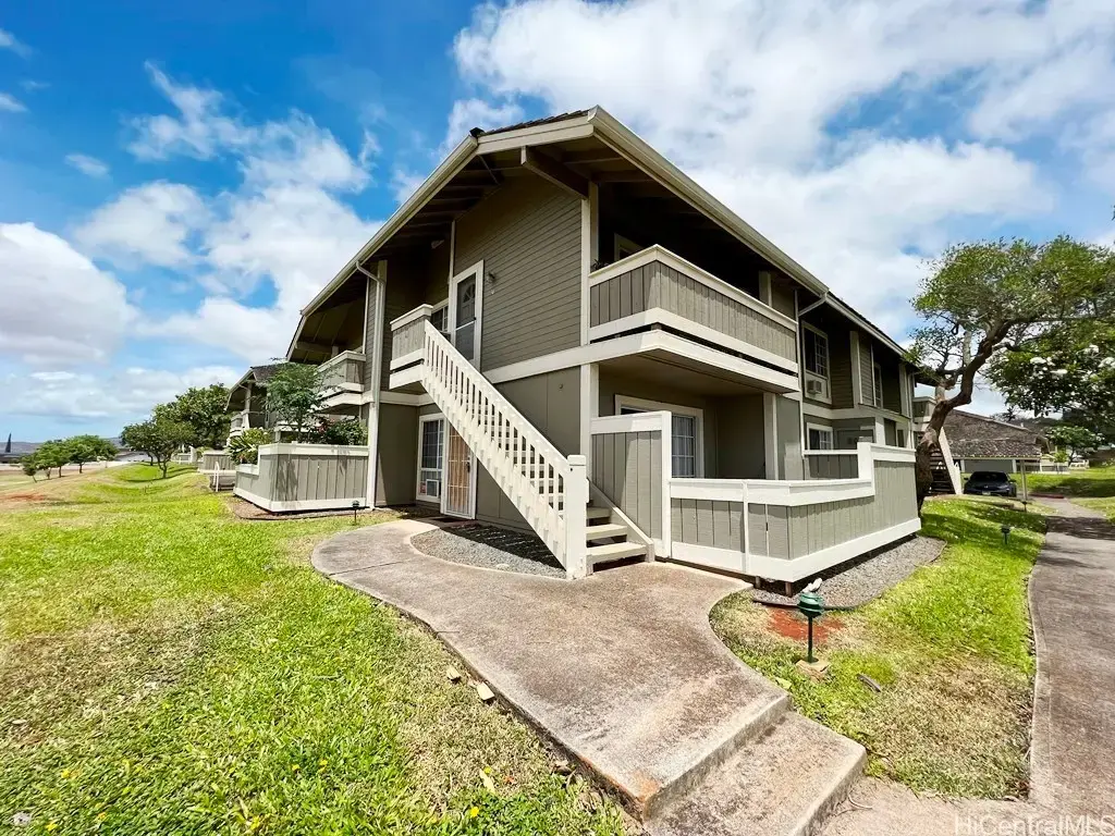 94-1378 Kulewa Loop # 45d, Waipahu