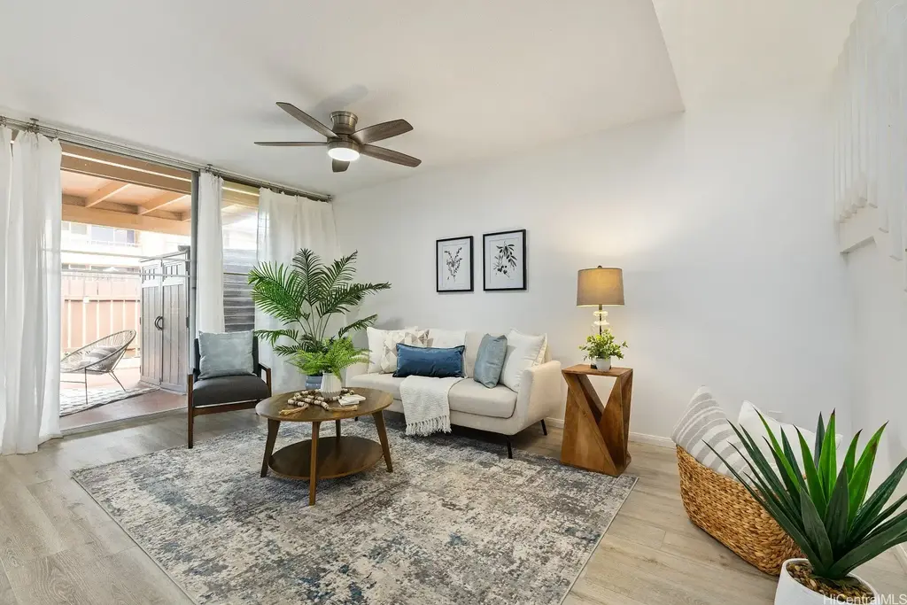 94-325 Anania Drive # 7, Mililani