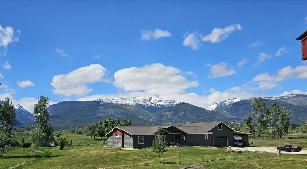 377 Tushapaw Road, Victor