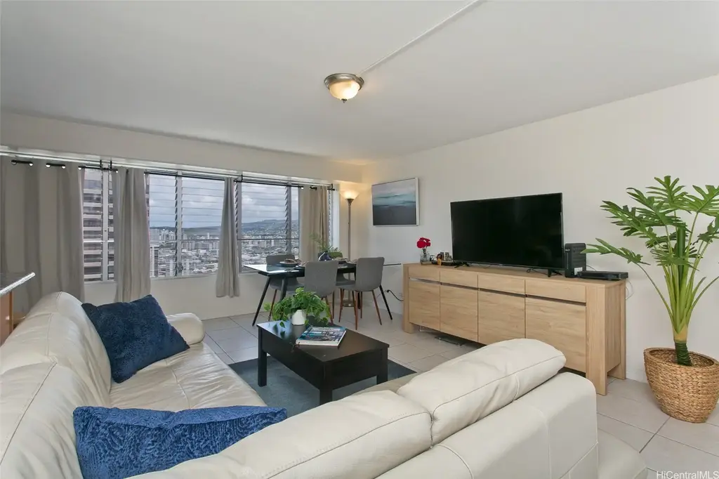 (unit #3706) 2525 Date Street, Honolulu