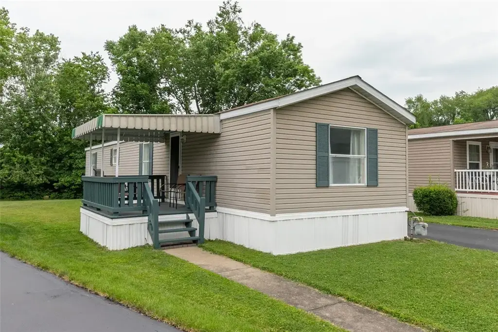35 Circle Drive , Finleyville