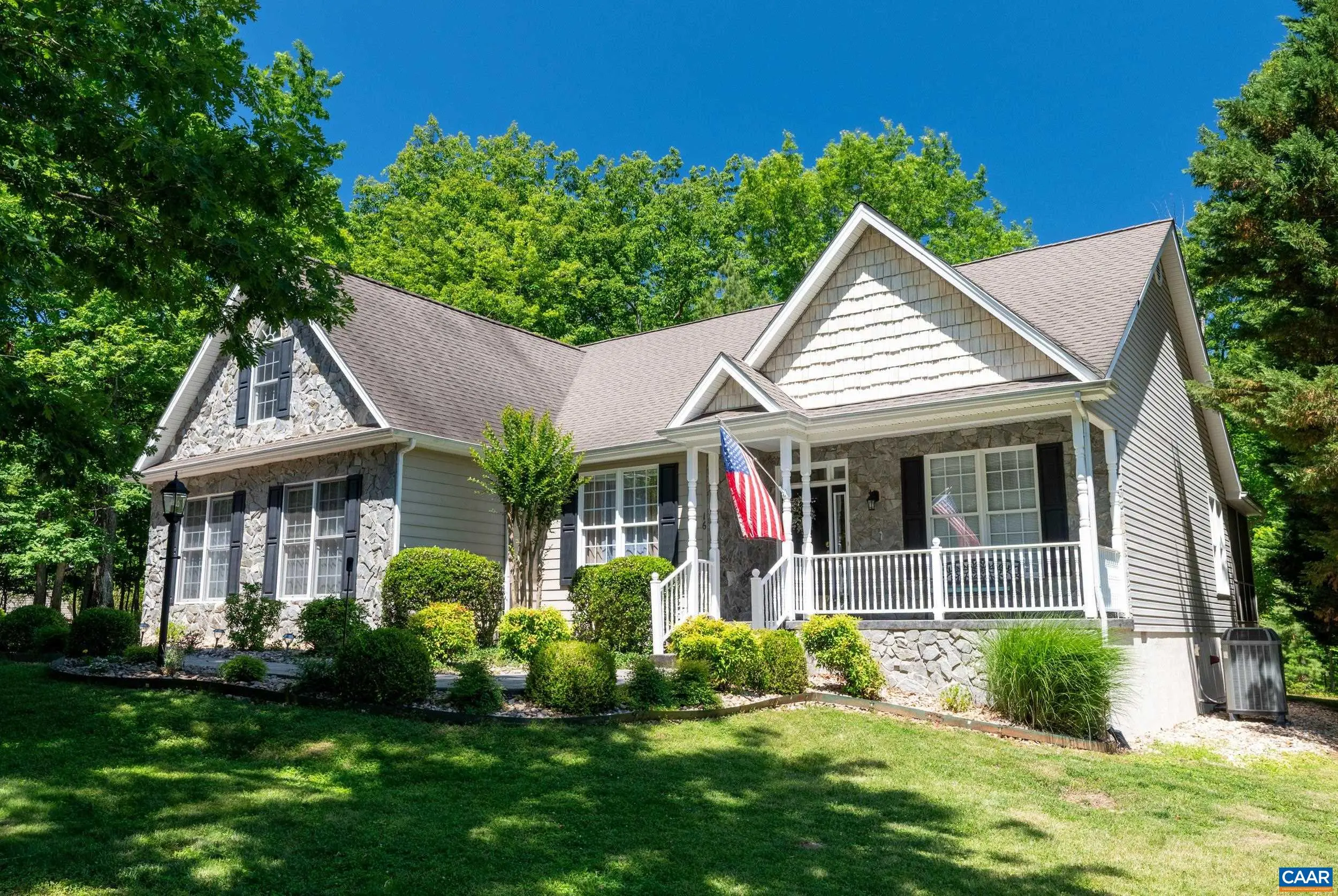 16 Cliftwood Rd, Palmyra