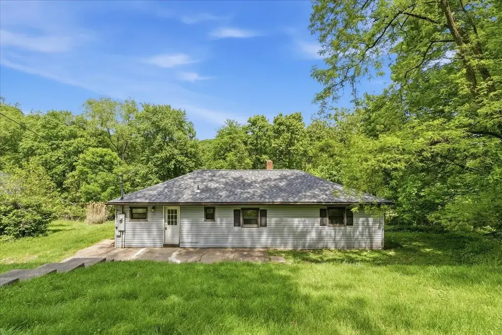 216 Magill Road, Zelienople Boro