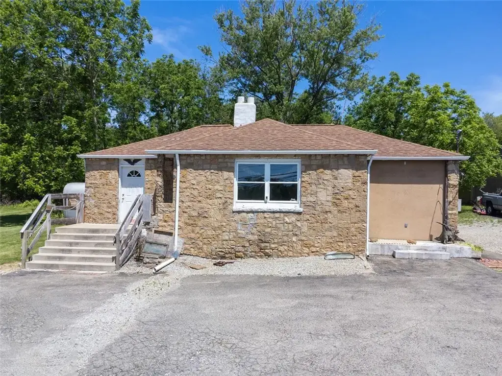 1065 University Drive , Connellsville