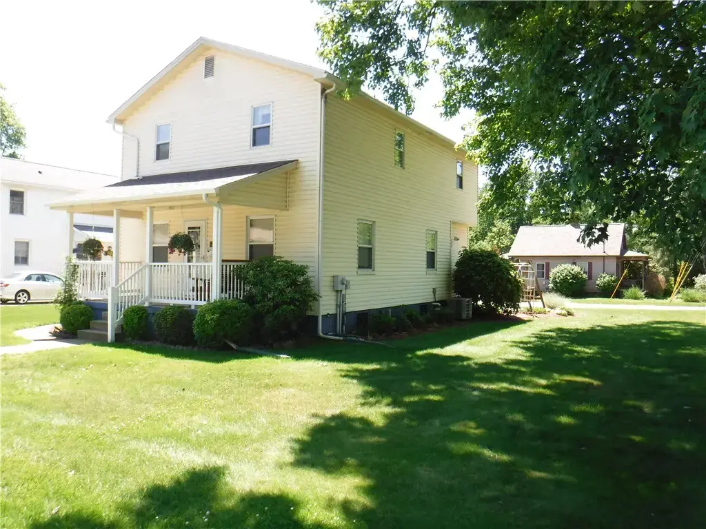 229 Spruce Street , Zelienople Boro