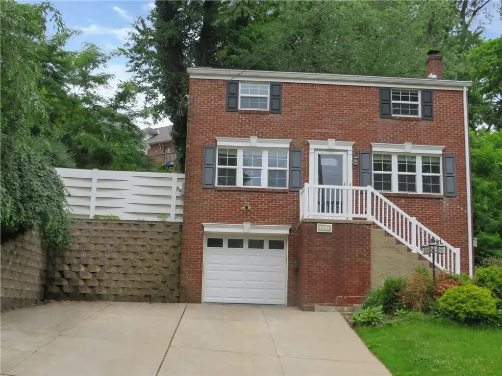 811 Parkside Avenue , Mt Lebanon